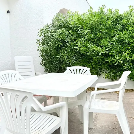 N300 - Numana, Bilocale Con Patio Attrezzato アパート